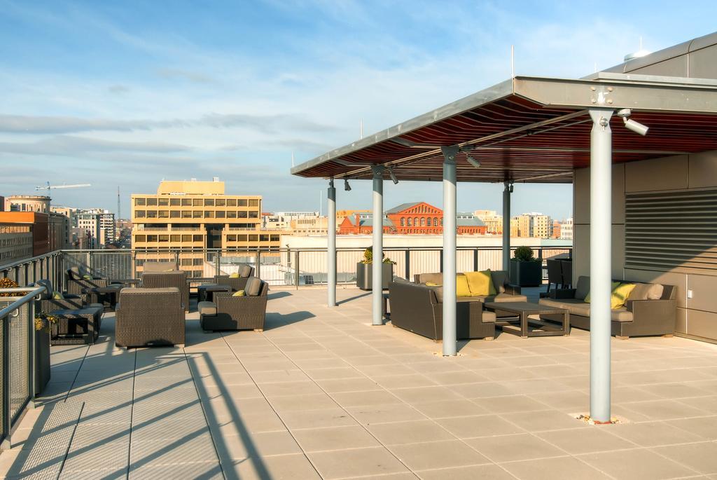 Bluebird Suites At Penn Quarter Aparthotel
